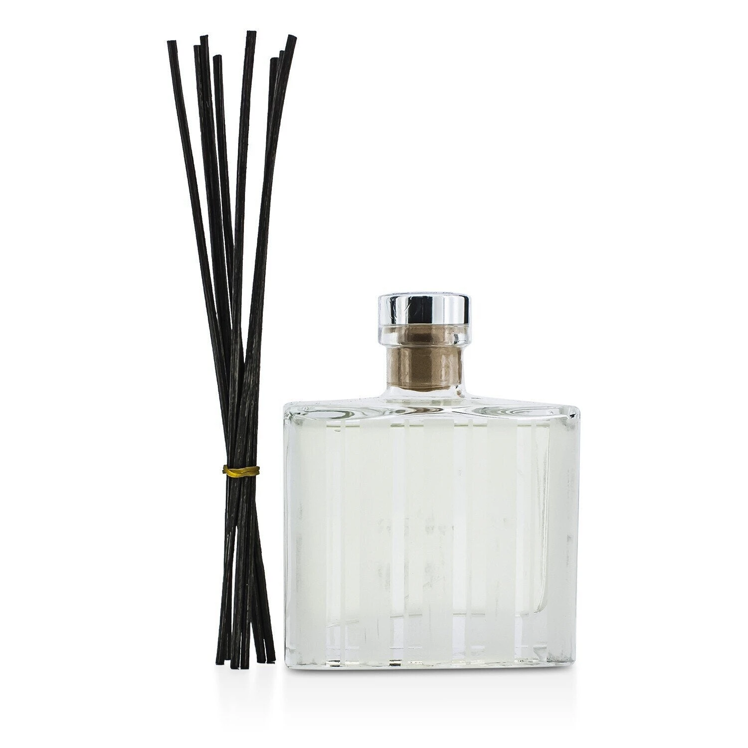 Nest Reed Diffuser - Lemongrass & Ginger 175ml/5.9oz 2 Nest Reed Diffuser - Lemongrass & Ginger 175ml/5.9oz - Image 2